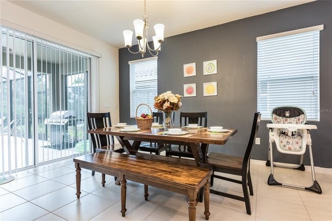 Building Photo - 5231 Wildwood Wy