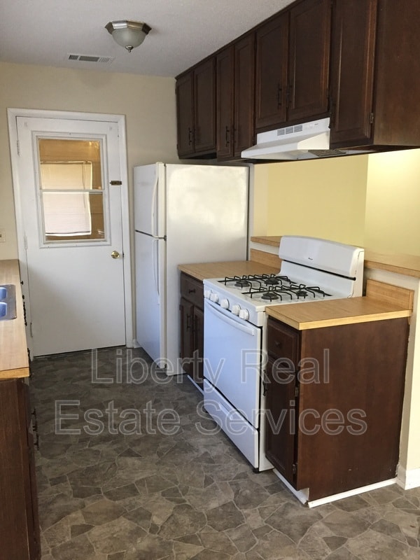 Building Photo - 909 Copeland Dr