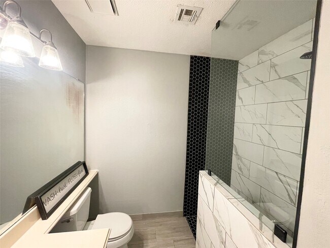 Building Photo - 8318 Hot Springs Dr