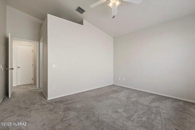 Building Photo - 8142 N Millwheel Pl
