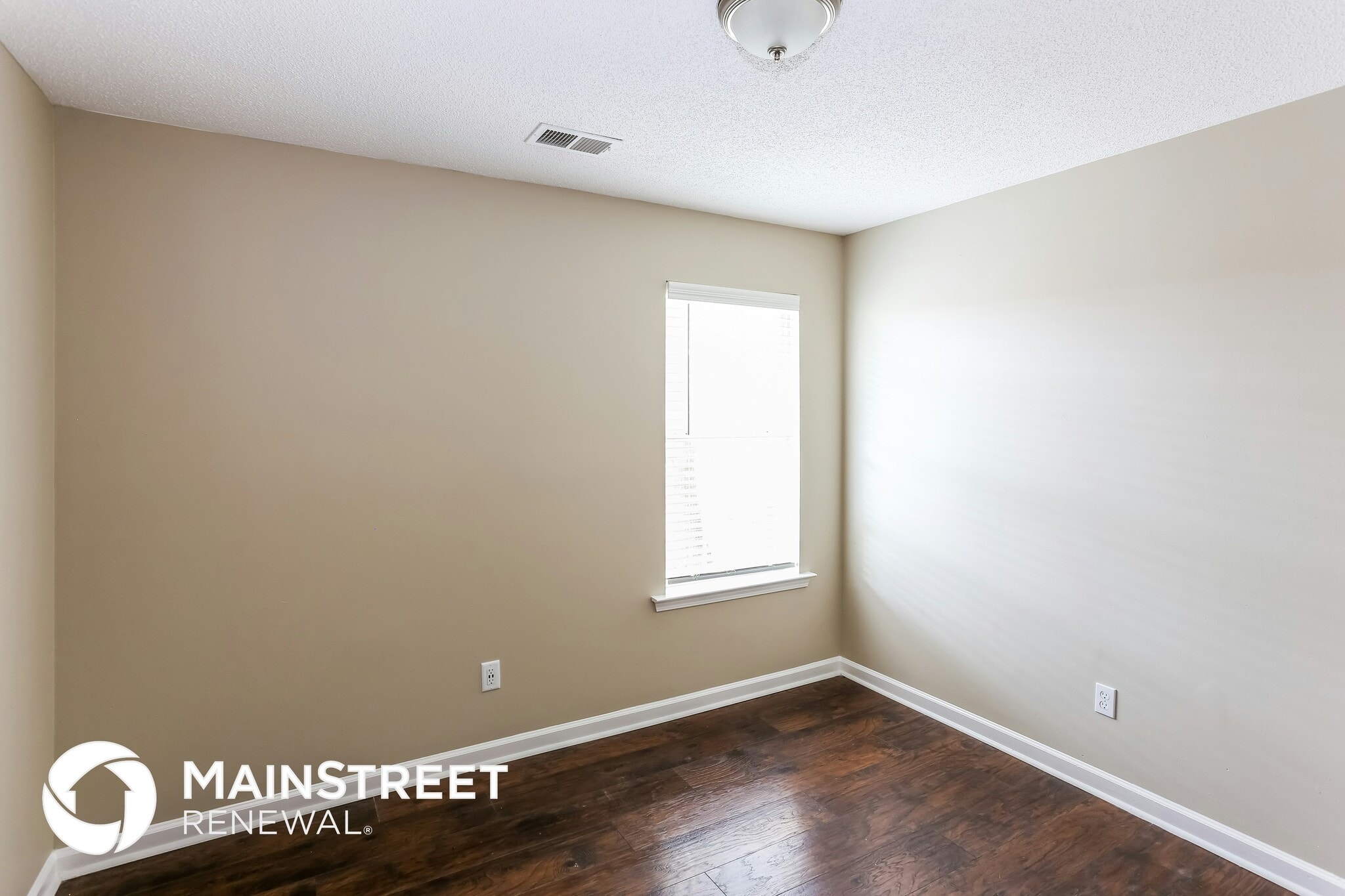 Building Photo - 7644 Tally Ho Dr E