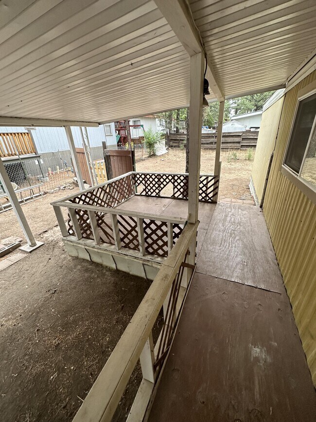 Building Photo - 4486 E Crystal Dr