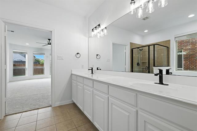 Building Photo - 10421 Sexton Dr