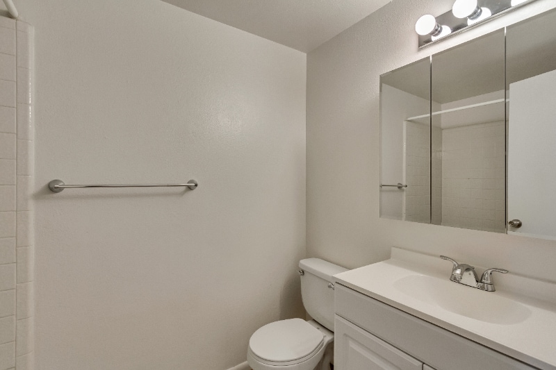 Building Photo - 2519 S 300 E