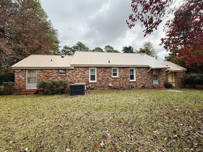 Building Photo - 352 Tc Jones Rd