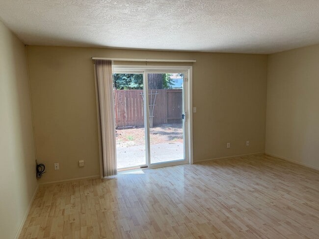 Building Photo - 1638 Fetters Loop