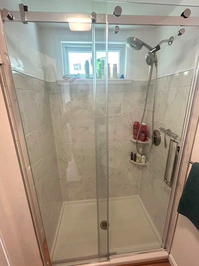 Building Photo - 26-30 Vine Street