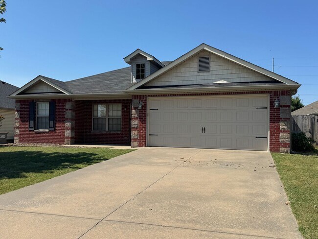 Primary Photo - Adorable 3 Bedroom, 2 Bathroom Home for Rent!
