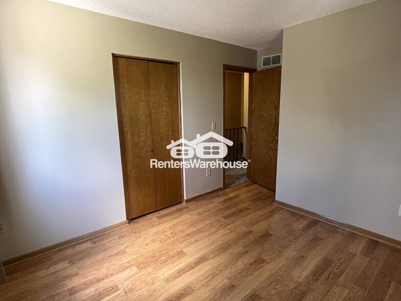 Building Photo - 15870 Griffon Path