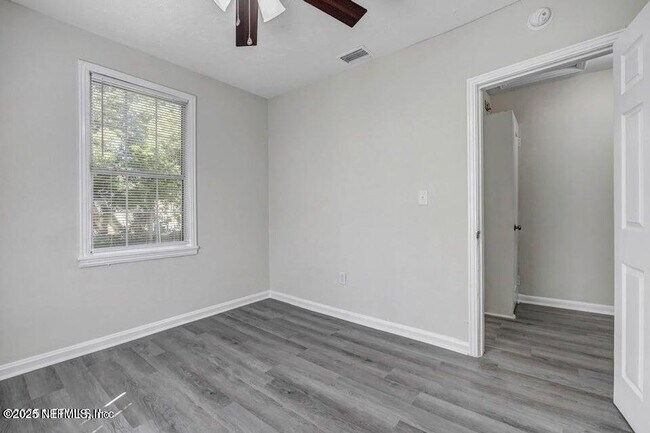 Building Photo - 3129 Gilmore St