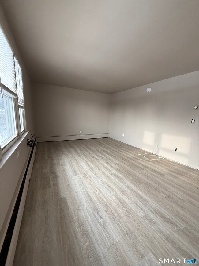 Building Photo - 30 Bungay Rd