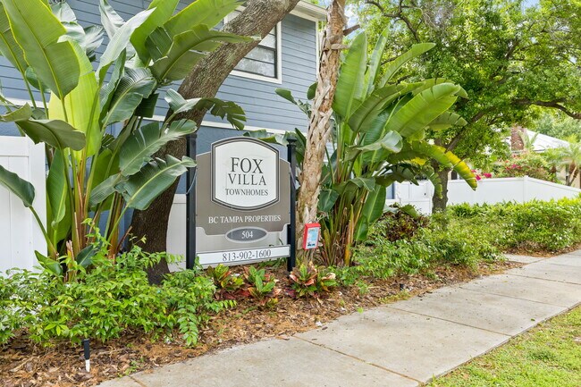 Building Photo - Fox Villas