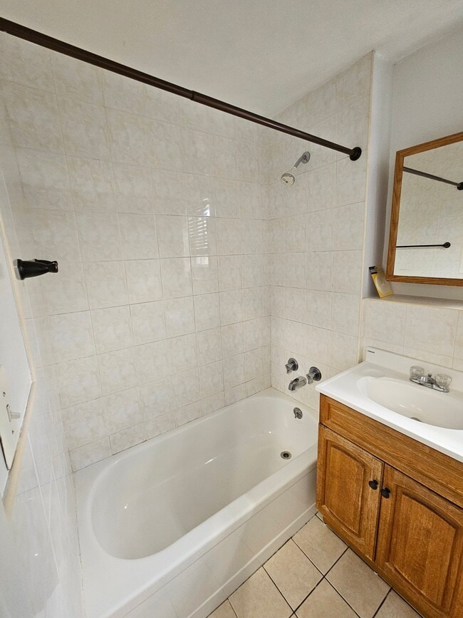 Bathroom View 2 - 26 Woodland Ave