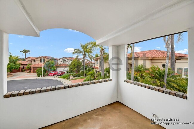 Building Photo - 20 Sierra Vista