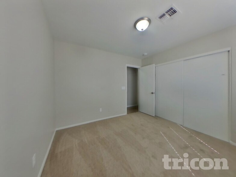 Building Photo - 12601 W Pershing St