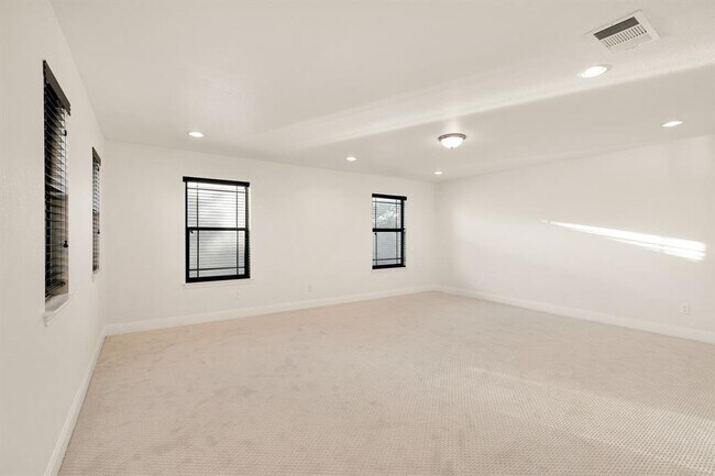Building Photo - 11125 Bastogne Loop
