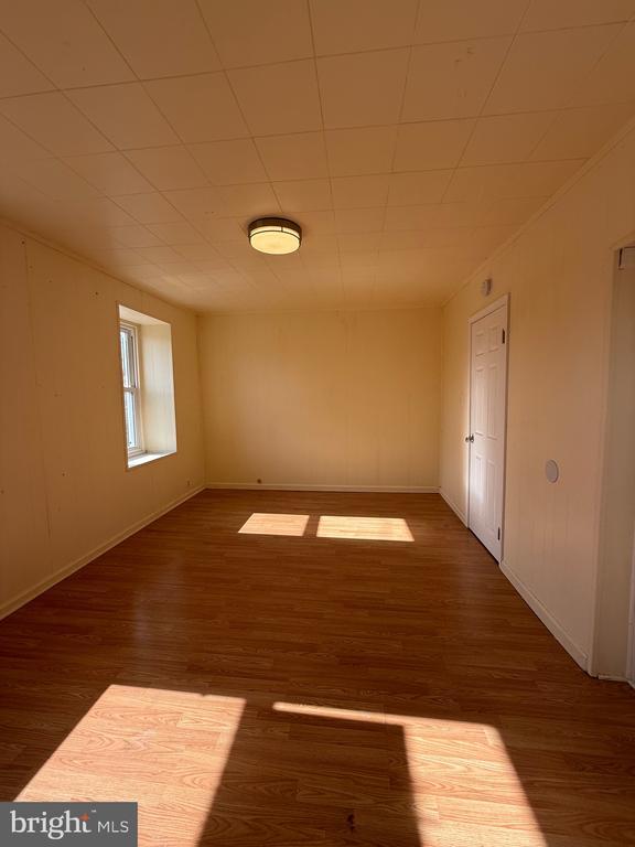 Building Photo - 403 S Main St