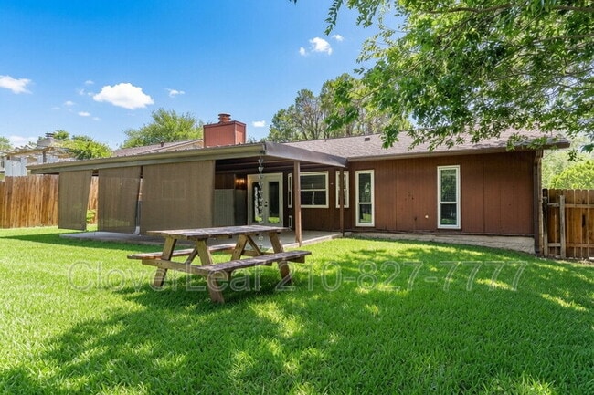 Building Photo - 1031 Ericson Dr