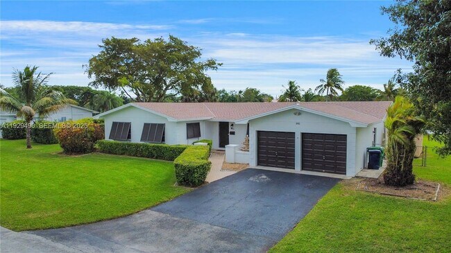 Building Photo - 10962 SW 117th St