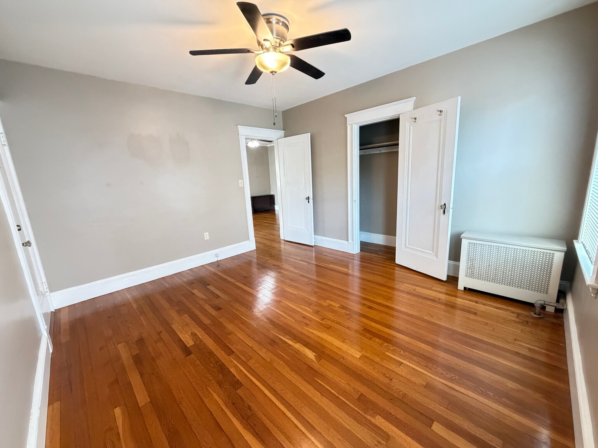 Bedroom 2 - 37 Leach St