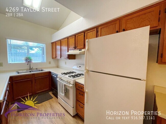 Building Photo - 4269 Taylor St