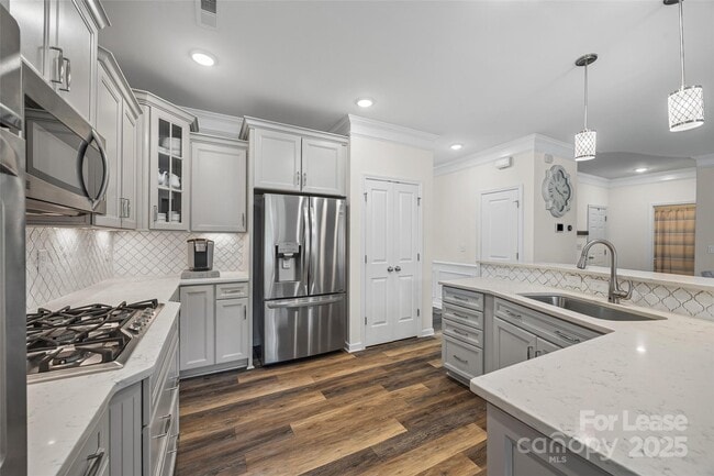 Building Photo - 2425 Chinkapin Ct