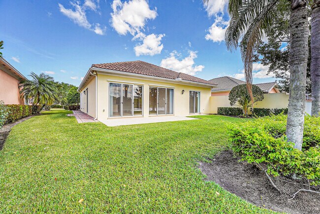 Building Photo - 11427 SW Rockingham Dr