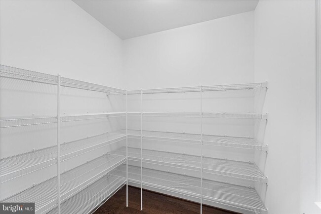 Building Photo - 8901 Hargrove Ct