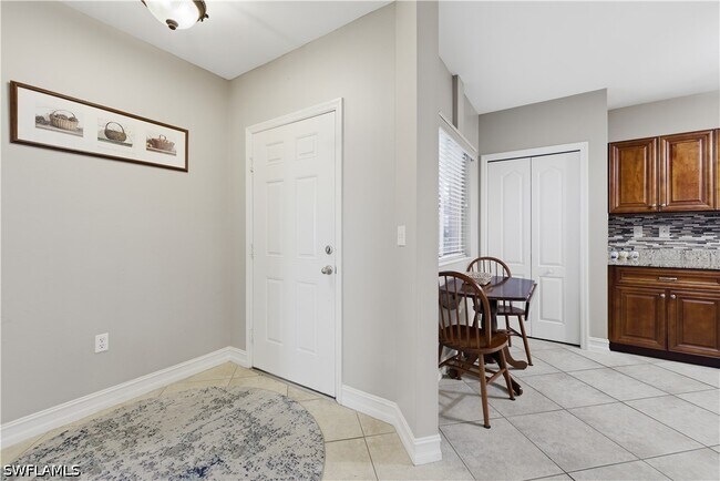 Building Photo - 7822 Great Heron Way