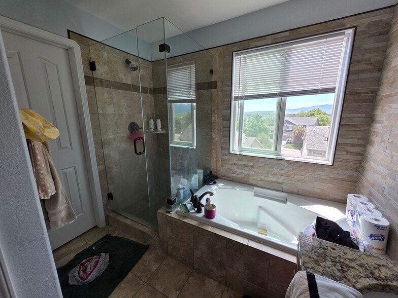 Building Photo - 8865 Chalali Mesa Ct