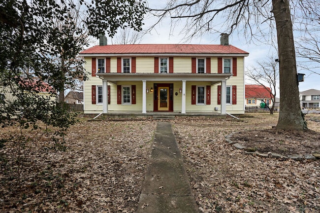 Building Photo - 1612 N Miles St