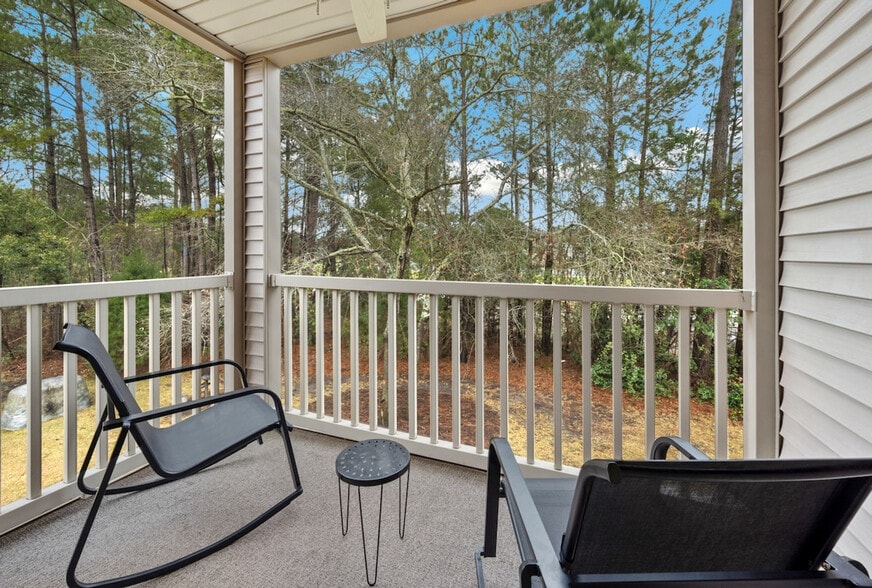 Building Photo - 598 Blue Stem Dr