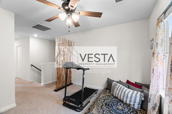 Building Photo - 575 Country Oak Dr