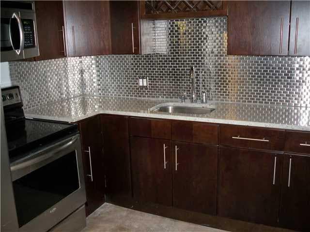 Building Photo - 63 Marshall St