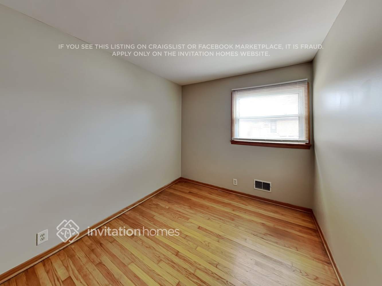 Building Photo - 8741 Sproat Ave