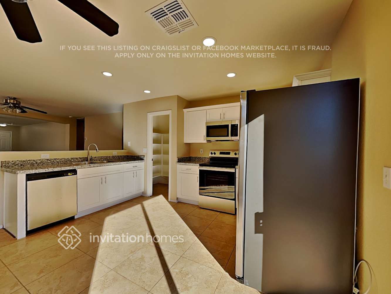 Building Photo - 203 E Valley View Dr