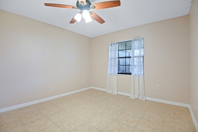 Building Photo - 3608 Bay Ct