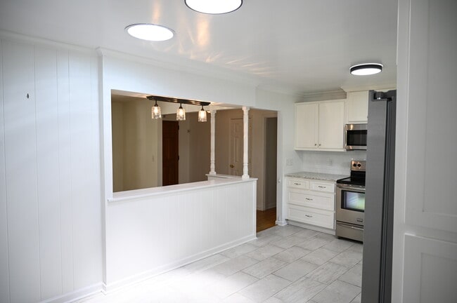 Building Photo - 1265 Penny Cir