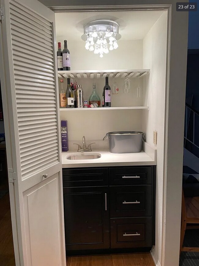 Bar Area for Entertaining - 609 S El Molino Ave