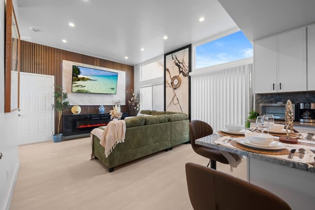 Building Photo - 1219 Denver Ln