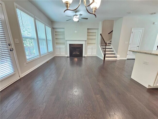 Building Photo - 871 Sunset Park Dr