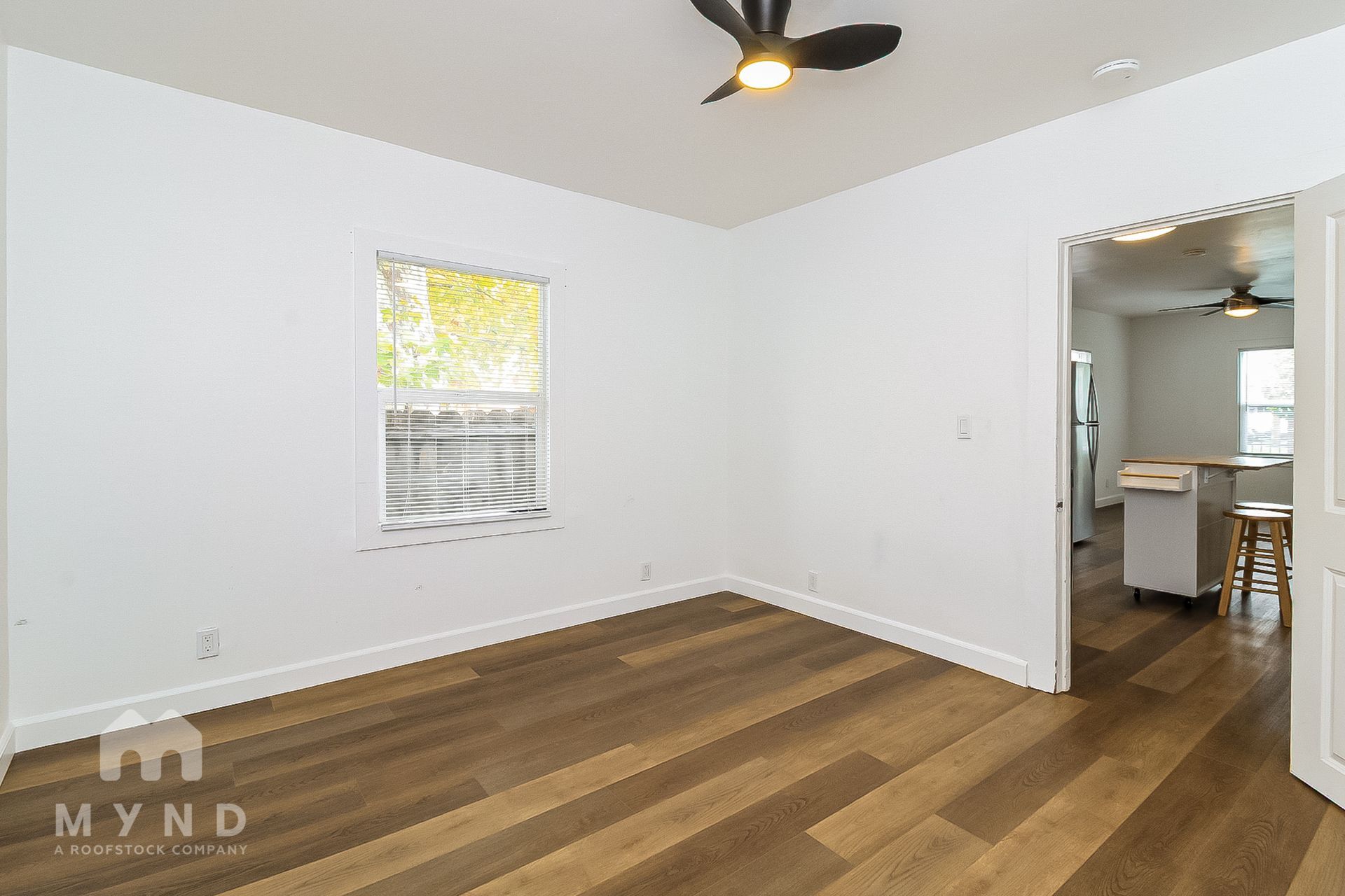 Building Photo - 702 Dixieanne Ave