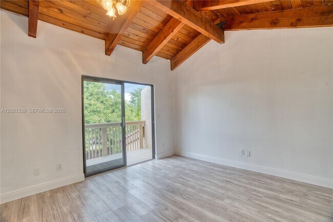 Building Photo - 8015 SW 21st Ct