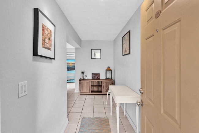 Building Photo - 1826 N Dixie Hwy