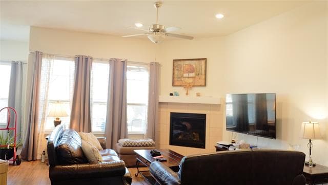 Building Photo - 1907 Edgecreek Path