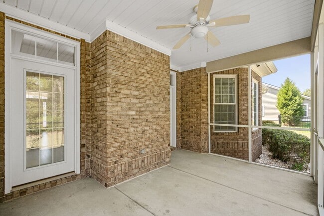 Building Photo - Spacious 4BR/3BA Home in Myrtle Beach – 2,550 Sq Ft & Screened Porch