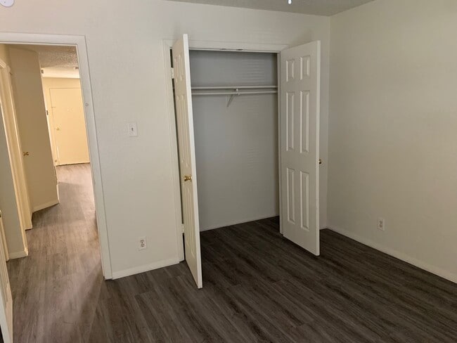 Building Photo - 8305 Garcreek Cir