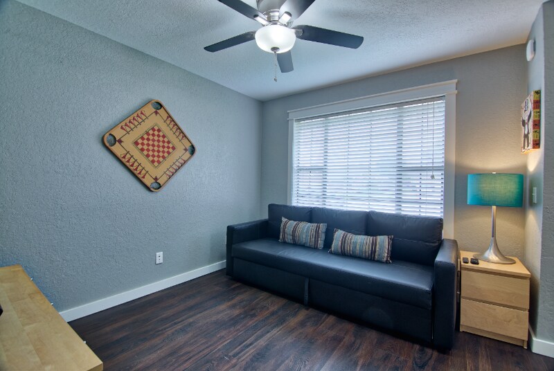 Building Photo - 2924 Canyon Oaks Ct