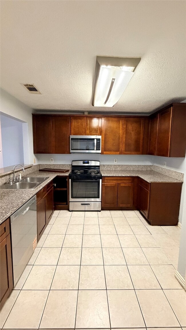 Building Photo - 15911 Alta Mar Dr