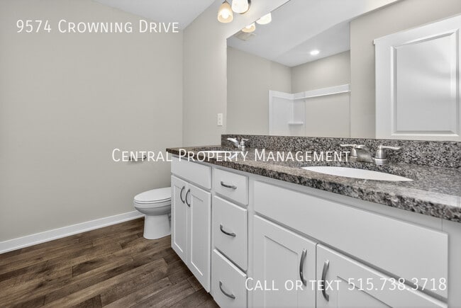 Building Photo - 9574 Crowning Dr